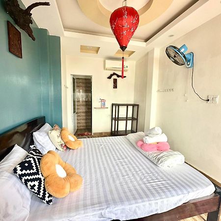 Ngo Khanh Homestay Tân Hiệ Esterno foto