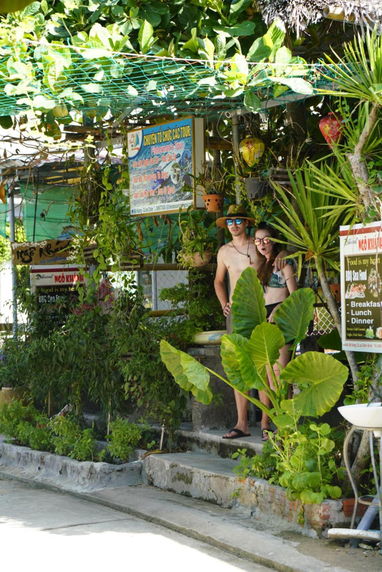 Ngo Khanh Homestay Tân Hiệ Esterno foto