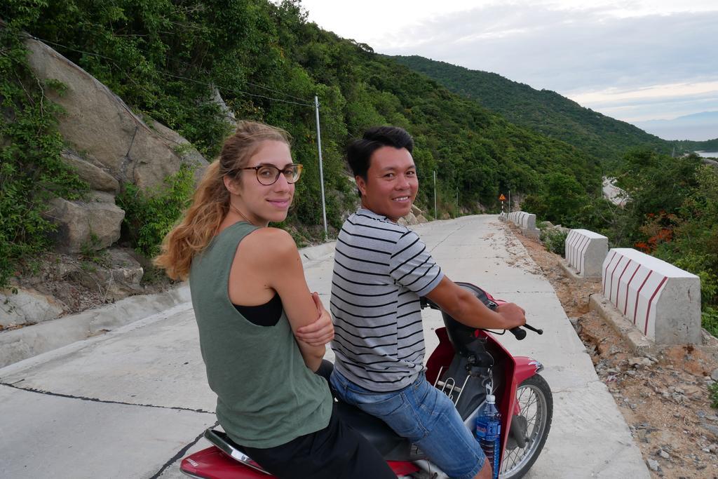Ngo Khanh Homestay Tân Hiệ Esterno foto