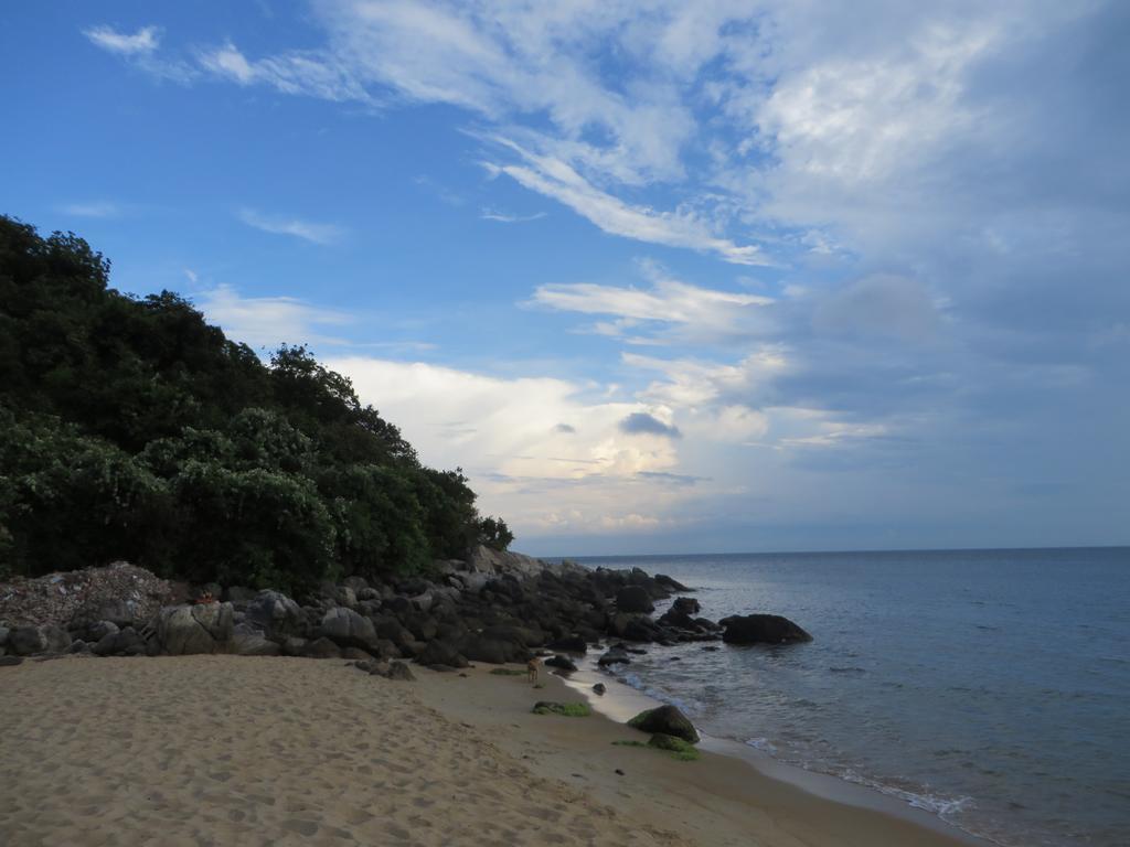 Ngo Khanh Homestay Tân Hiệ Esterno foto
