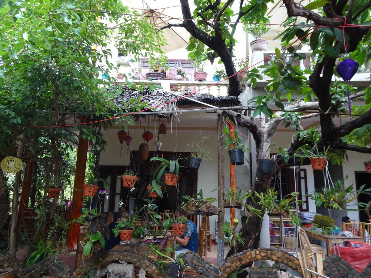 Ngo Khanh Homestay Tân Hiệ Esterno foto
