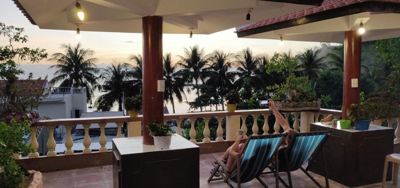 Ngo Khanh Homestay Tân Hiệ Esterno foto